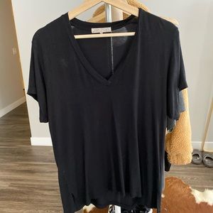 Joah brown classic v-neck